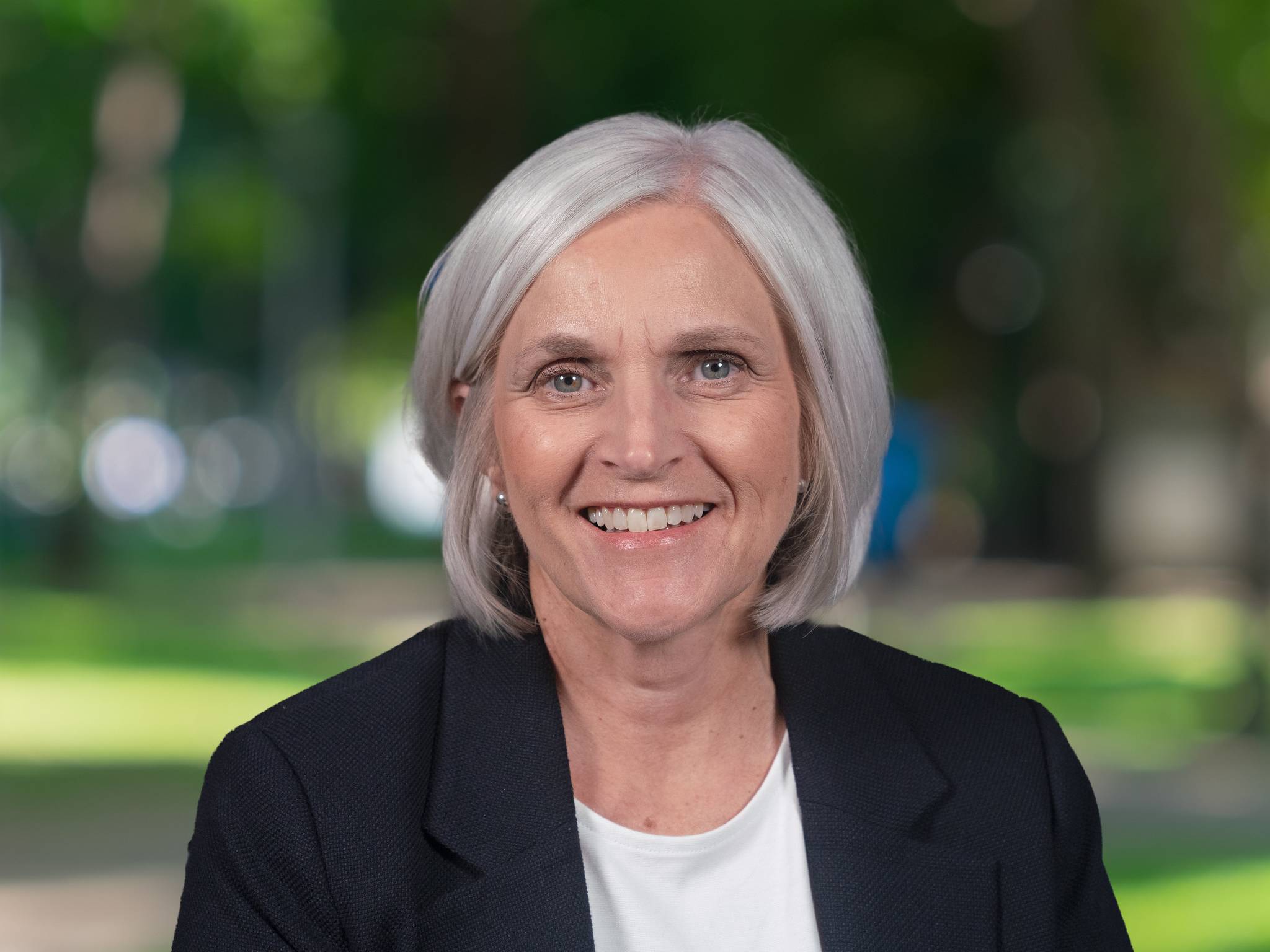 Headshot of Ann Brentlinger