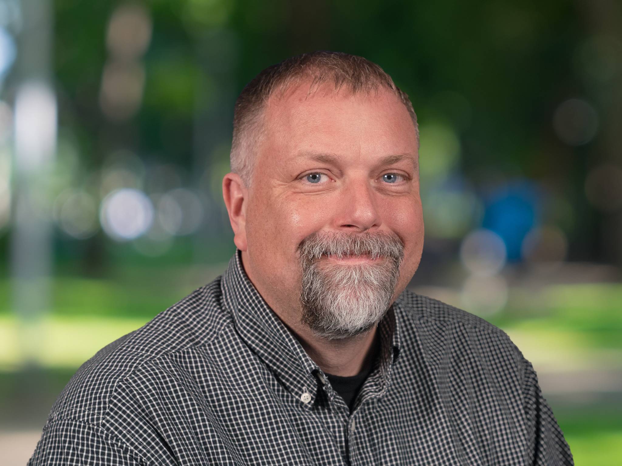 Headshot of Jason Ash