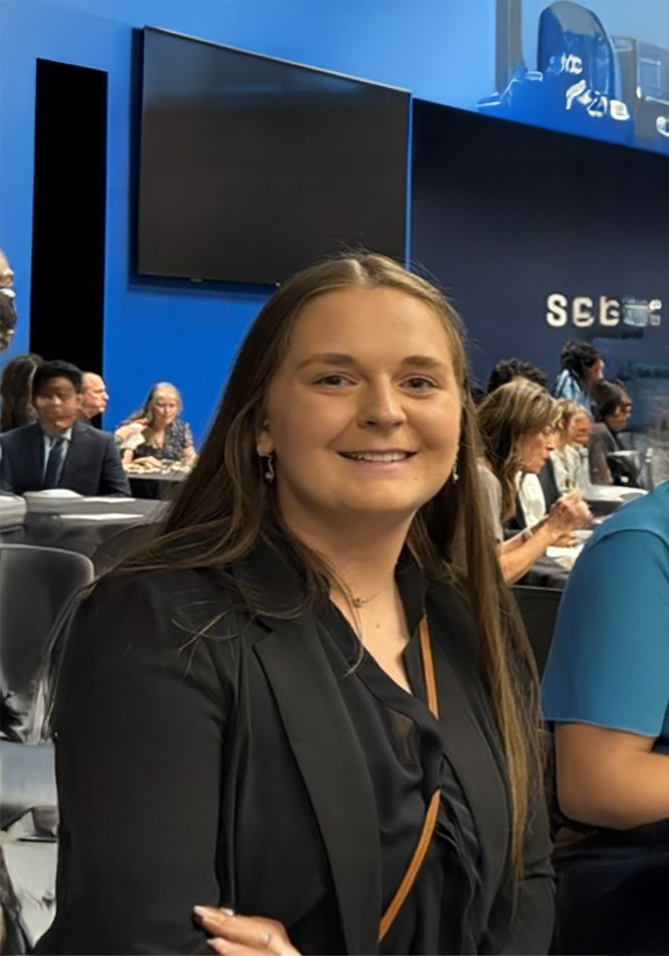 Alyssa Robinson, a recent Mines graduate, is spending the summer at Department of the Navy laboratories through the Naval Research Enterprise Internship Program, gaining hands-on experience in a real-world setting.