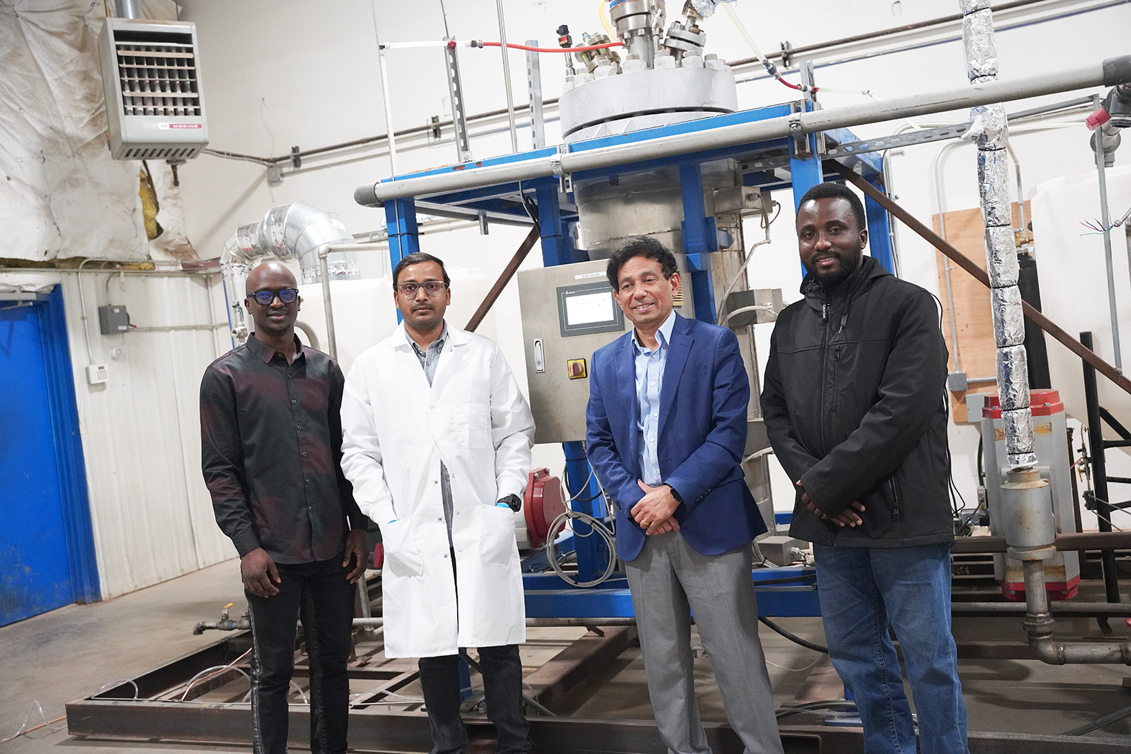 From Cornfields to Carbon: Mines Researchers Transform Corn Stover into Carbon for Batteries and Supercapacitors